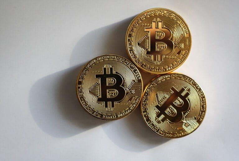 KYC and AML In Crypto: What’s the Difference?